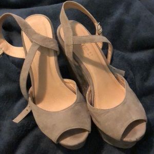 Forever 21 size 7.5 wedges
